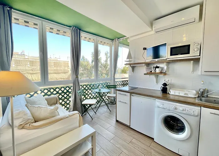 Mediterraneo Front - Eaw Homes Apartment